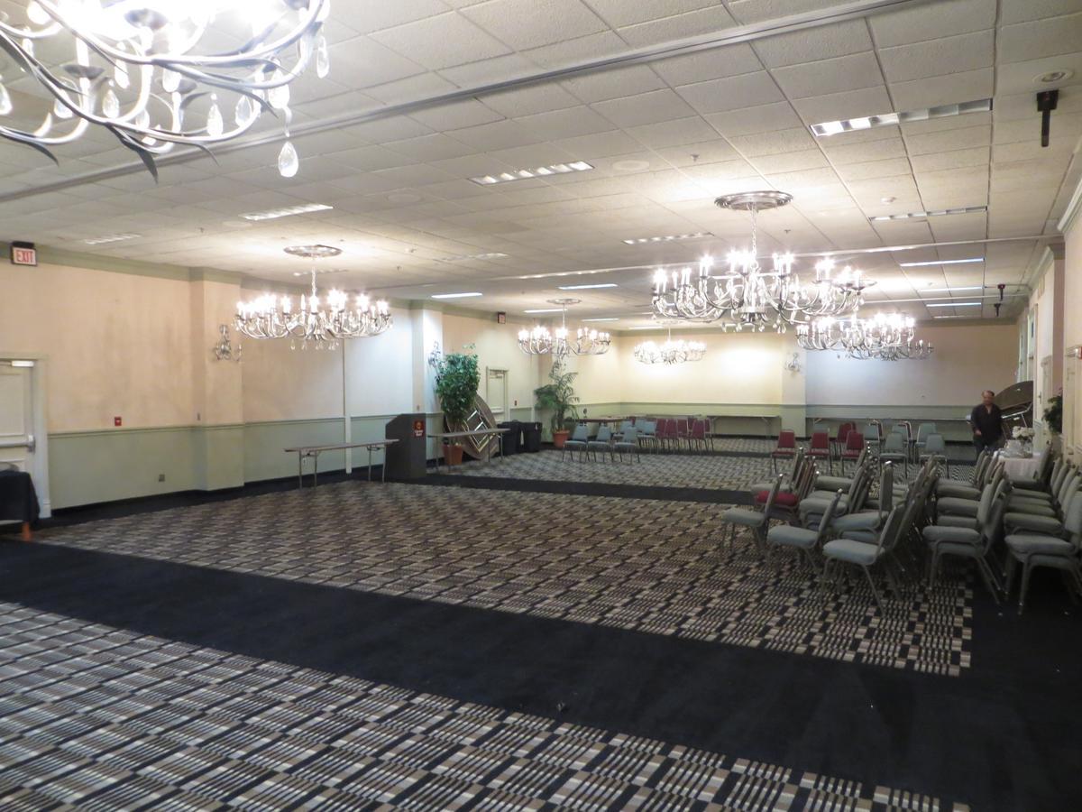 Olive Tree Hotel And Banquet Halls Джаксън Екстериор снимка